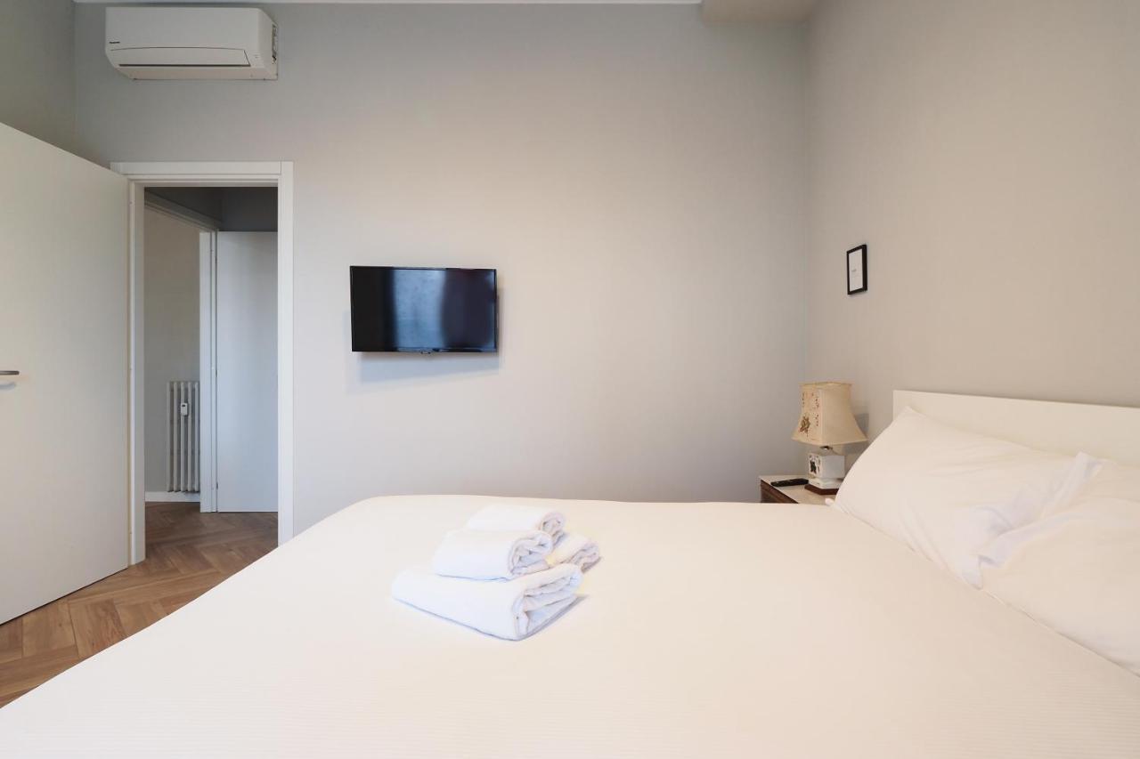 Primopiano - Ferrante Aporti Flats Apartamento
